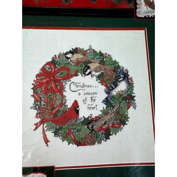 Vintage Bucilla Cross Stitch Kit #83218 Unfinished Christmas Wreath READ - Picture 2 of 11
